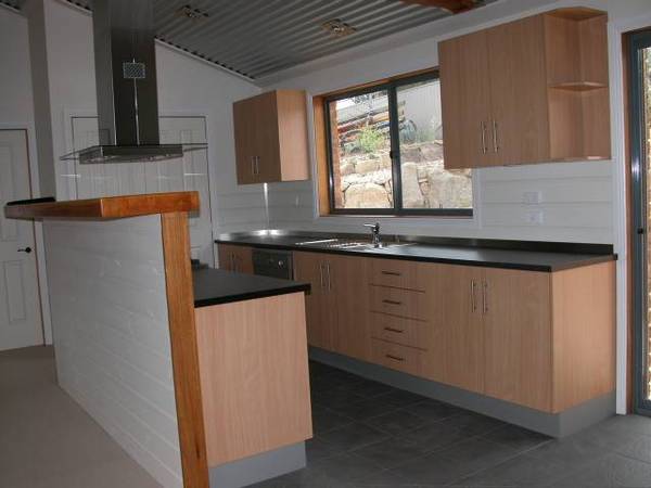 STAND OUT FROM THE REST! Picture 2