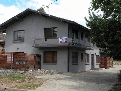 Injindi Apartments Picture
