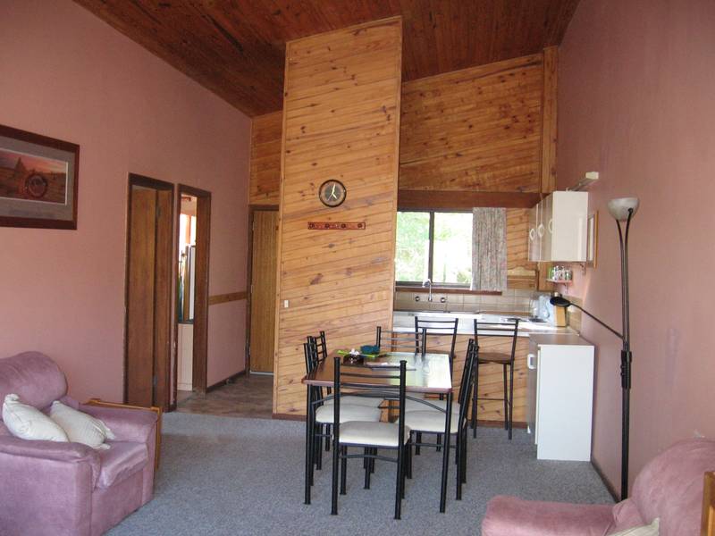 Summer or 12 month rental Picture 3