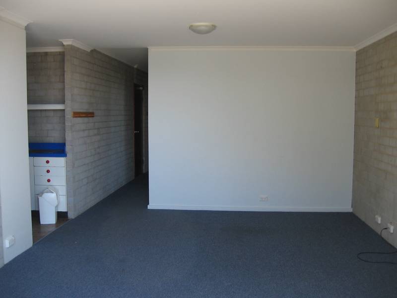 12 MONTH LEASE Picture 2