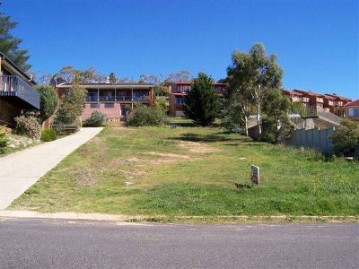 VACANT DEVELOPMENT LOT - CENTRAL JINDABYNE - PRICE DROP!!! Picture