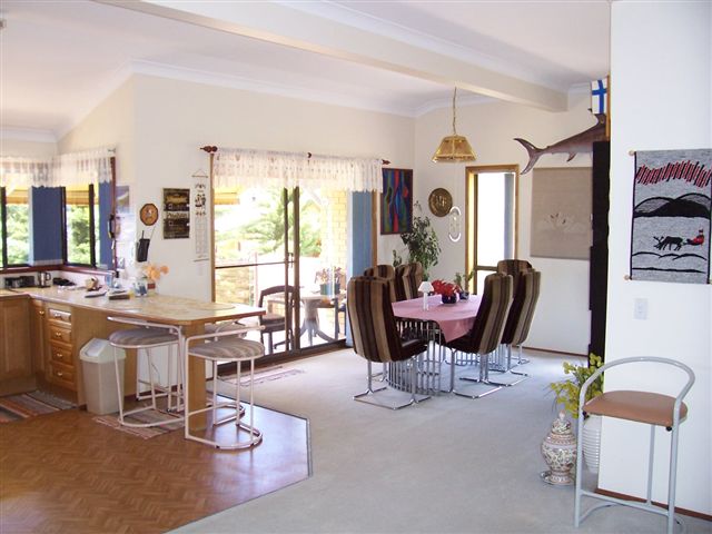 SILVERBIRCH, HOUSE WITH VIEWS! Picture 2