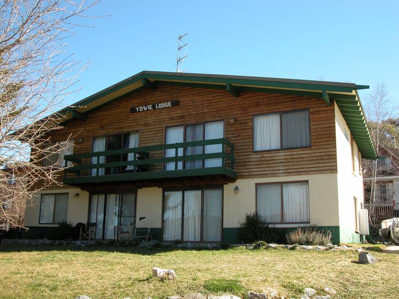 Yowie Lodge-Unit 3 Picture 1