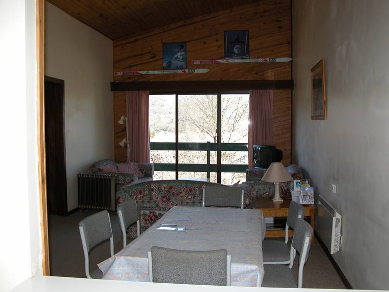 Yowie Lodge-Unit 3 Picture 2