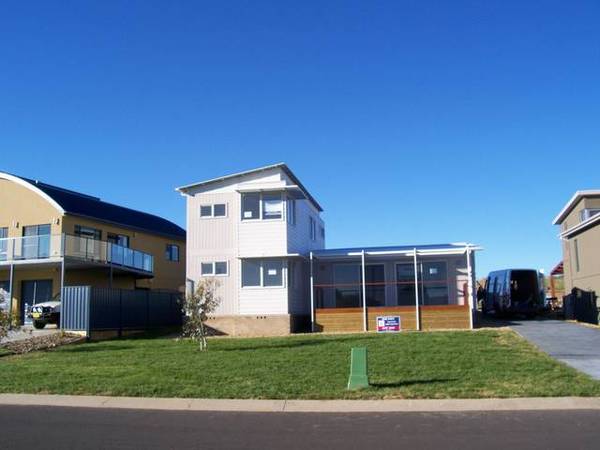 MOTIVATED VENDOR SEEKING EXPRESSIONS OF INTEREST Picture 1