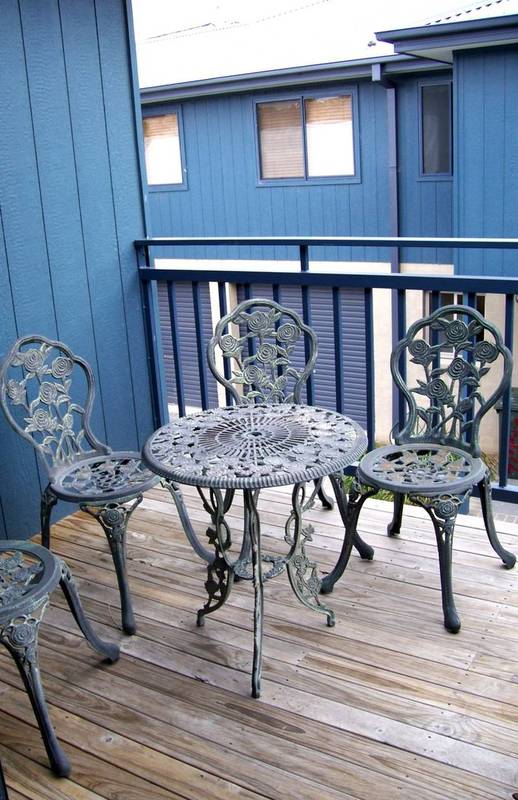 LOCATION LOCATION LOCATION! Picture 3