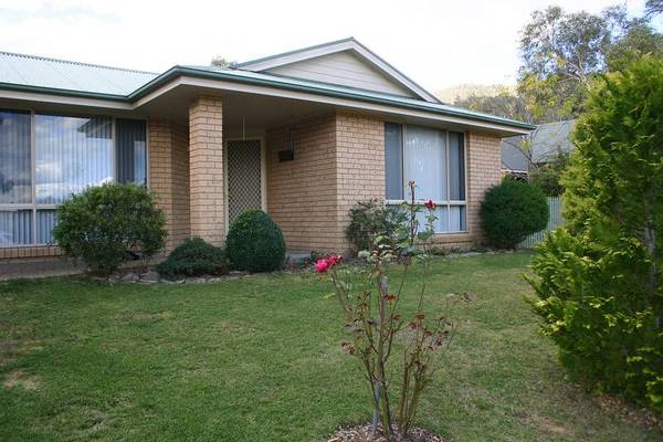 BEAUTIFUL FAMILY HOME IN KALKITE Picture 1