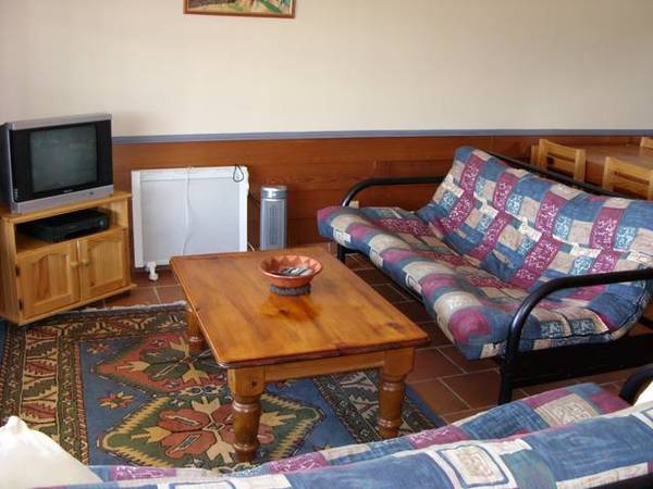 Cobbon View Picture 3