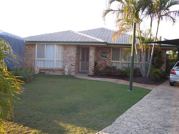 Entertainers Delight - Kippa Ring Picture 1