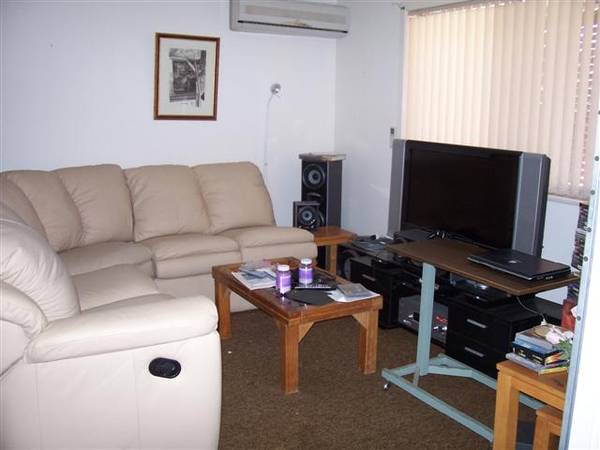 Kallangur Central - Sell the Car Picture Kallangur Central - Sell the Car Picture