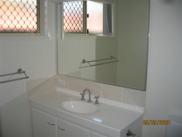 Quality Home ! Picture 2