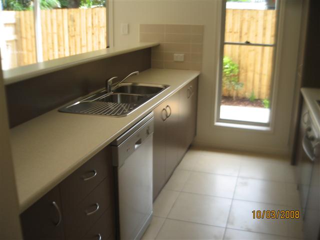 NEAR NEW TOWNHOUSE! Picture 1