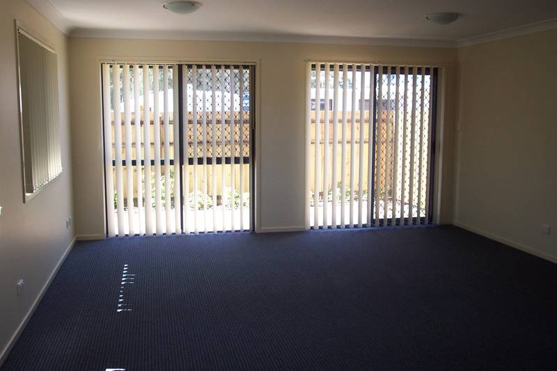 2 Level Townhouse ... Picture 3