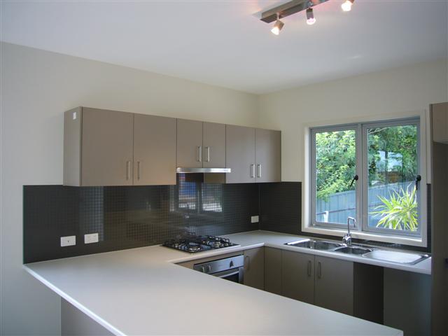 CONVENIENCE CONVENIENCE Picture 3