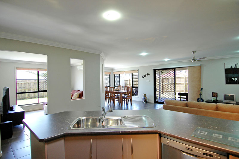 Designed for a Lifetime of Enjoyment - Large block with side access Picture 3