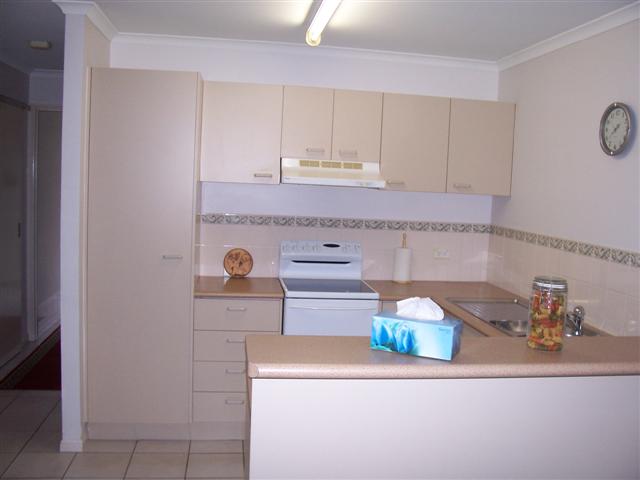 Immaculate Unit - Kippa Ring Picture 3