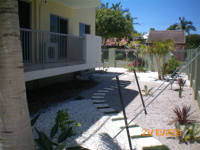 BRAND NEW APARTMENT JUST RELEASED ... CLOSE TO BEACH Picture 3