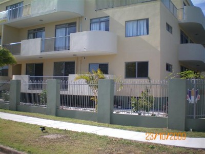 BRAND NEW APARTMENT JUST RELEASED ... CLOSE TO BEACH Picture