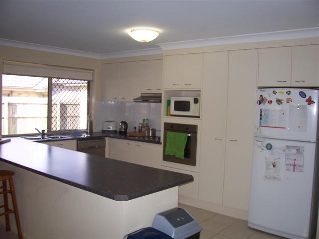 Huge Family Home Picture 2