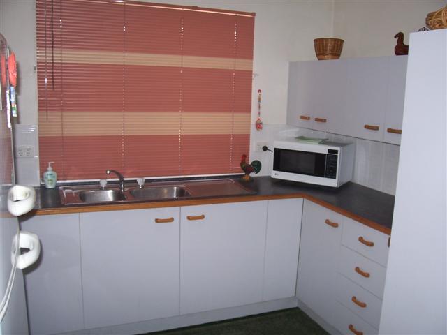 Charming Unit - Central Kippa Ring Picture 2