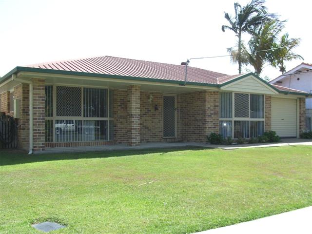 Lovely Three Bedroom Home in Kippa Ring. Picture 1
