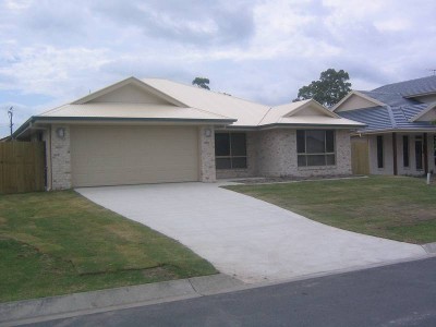 Bayside Estate Picture