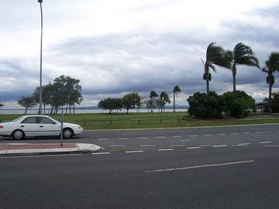 Woody Point Waterfront One Street Away Picture Woody Point Waterfront One Street Away Picture