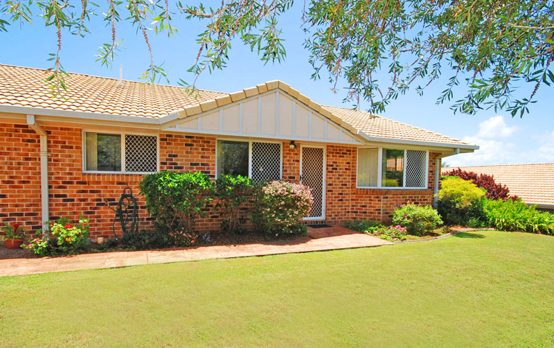 HERITAGE VILLAGE ORMISTON Picture 1