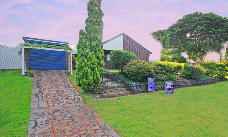 CLEVELAND DELIGHTFUL SPLIT LEVEL Picture 1