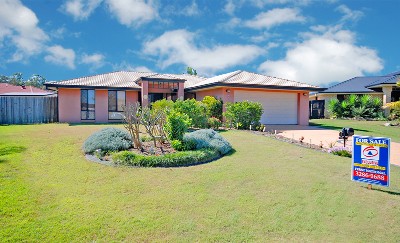 WELLINGTON POINT ~ PRIME CUL-DE-SAC POSITION Picture