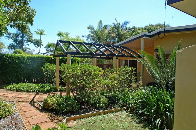 UNIQUE STYLE DUPLEX ~ CLEVELAND Picture 3