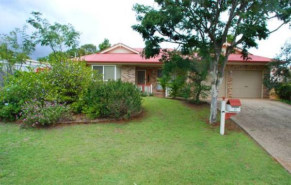 WELLINGTON POINT ITS A BREEZE Picture 1