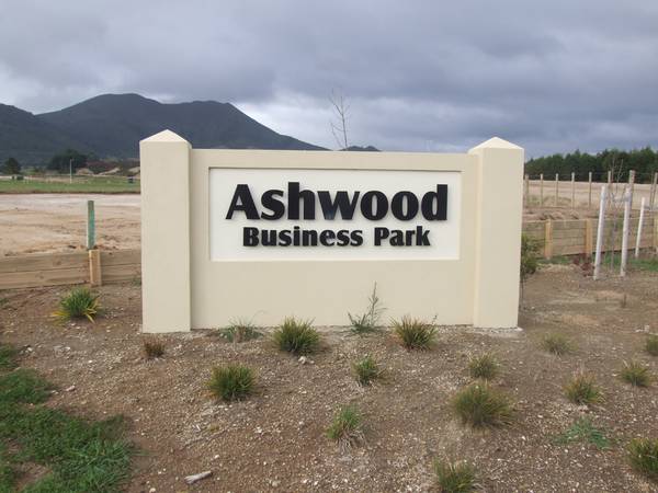 TAUPO INDUSTRIAL SECTION Picture 2