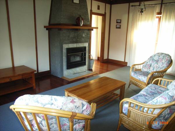 MORE THAN MEETS THE EYE... Picture 2