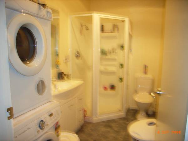 NEARLY NEW @ TOTARA MEWS Picture 2