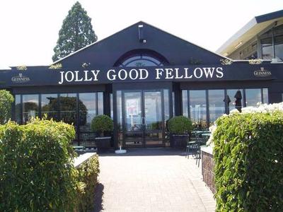 TAUPO'S OWN ENGLISH STYLED RESTAURANT & BAR Picture TAUPO'S OWN ENGLISH STYLED RESTAURANT & BAR Picture