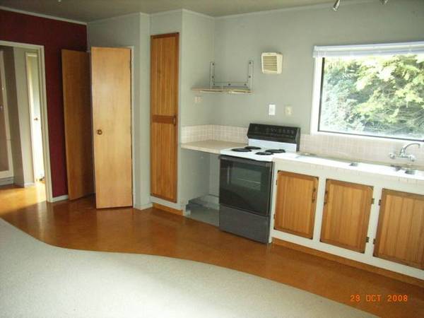 CUTE & QUIET IN RANGATIRA PARK Picture