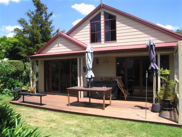 ARCHTECTURALLY DESIGNED Picture 3