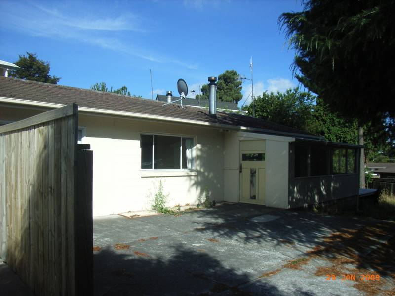 RIFLE RANGE ROAD Picture 1