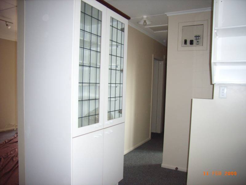 COMPLETELY RENOVATED Picture 3