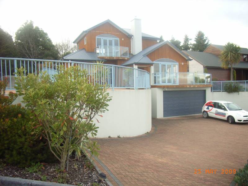 JULIE'S WAY Picture JULIE'S WAY Picture