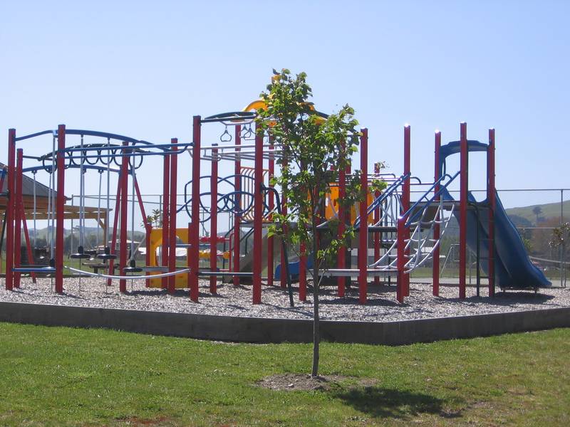 HOLY OAKS - KINLOCH Picture 3