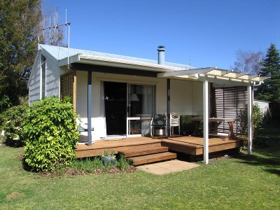 ESCAPE TO KINLOCH - WITH THIS DREAMY COTTAGE Picture ESCAPE TO KINLOCH - WITH THIS DREAMY COTTAGE Picture