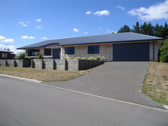 REALISTIC SELLERS - JUST WANT TO MOVE ON Picture 2