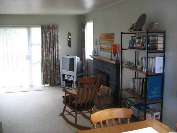 THE PERFECT FIRST HOME Picture 2