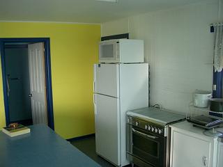 Darryl St 4 Bedrooms with Views of the Bay Picture 3