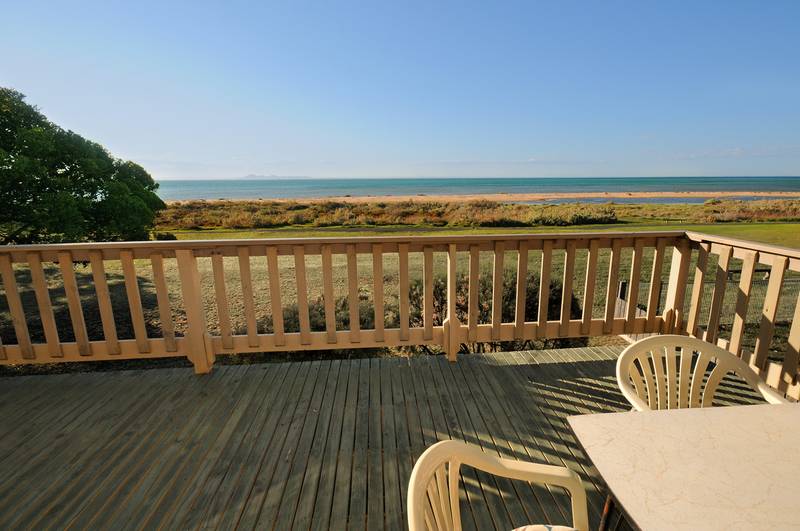 WALK OUT YOUR BACK DOOR TO THE BEACH Picture 3
