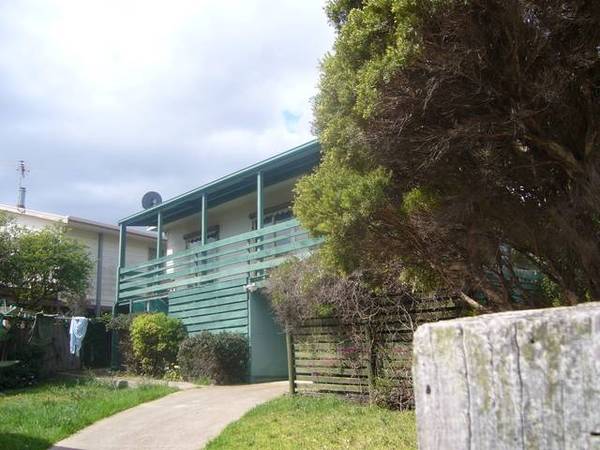 Four Bedrooms with a View Picture 2