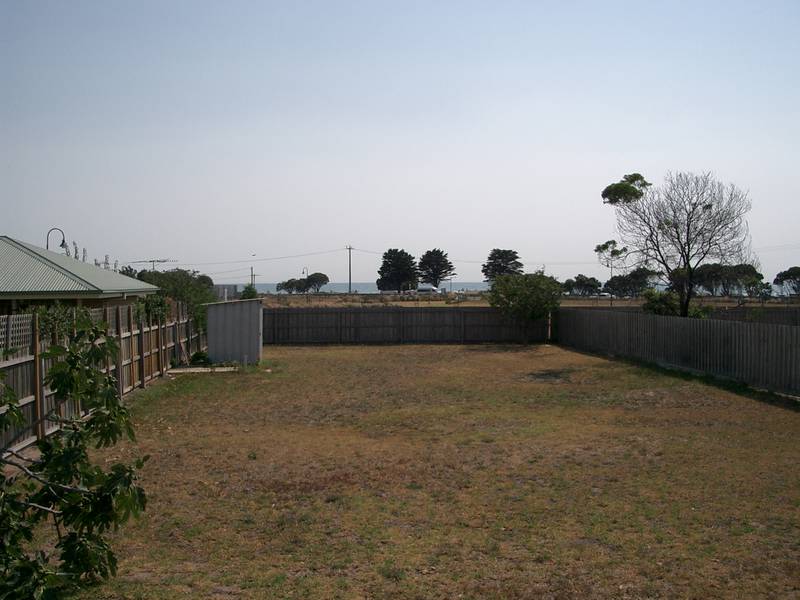 LOOK AT THE LOCATION! NOW $229,000 Picture 3