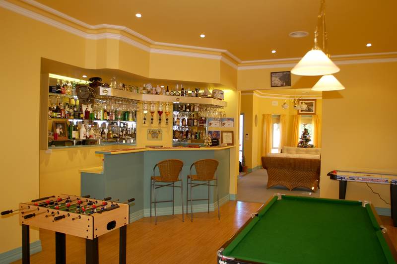 ARE YOU LOOKING FOR A HOUSE WITH THE LOT? Picture 2